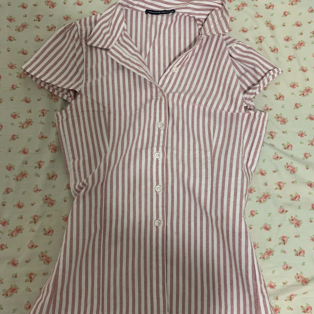 Brandy Melville White and Pink Short Sleeve Fitted Button Down Shirt